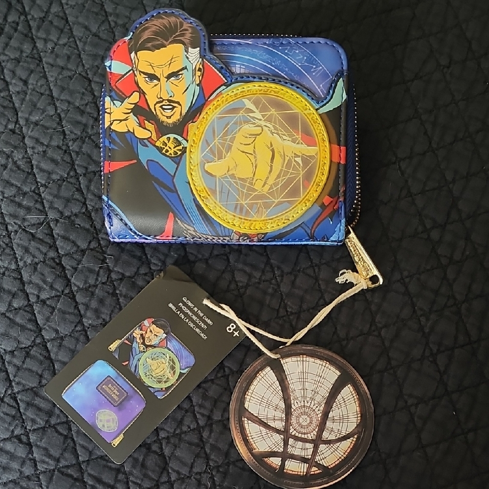 Loungefly Doctor Strange Wallet With Glow-in-the-dark Accents - Picture 3 of 6